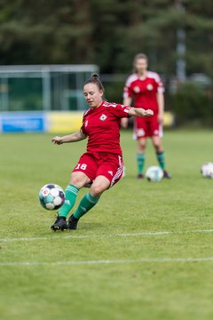 Bild 94 - F SV Boostedt - SV Fortuna St. Juergen : Ergebnis: 2:1